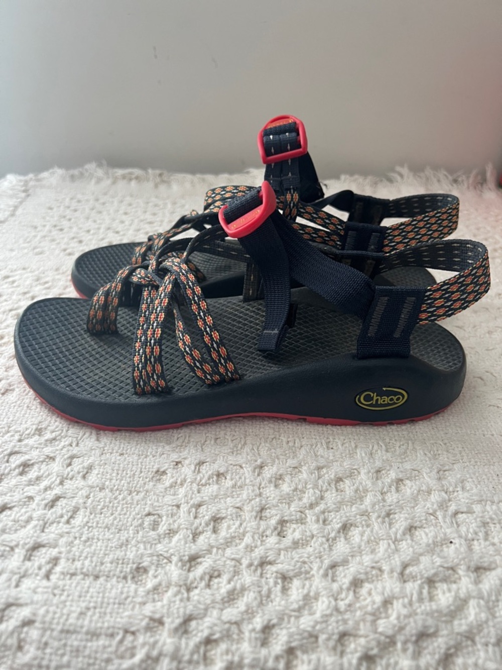 Chaco Women’s ZX2 Classic Athletic Sandal size 7 - Picture 2 of 6